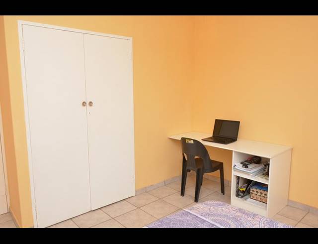 1 BEDROOM PROPERTY TO RENT IN BRAAMFONTEIN